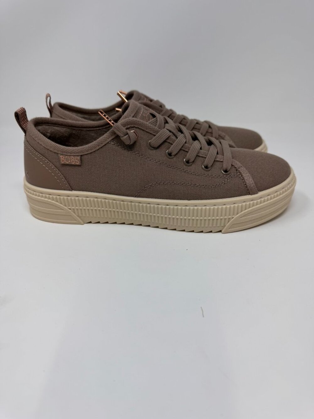 Skechers Women's Bobs Copa Sneaker Size 8